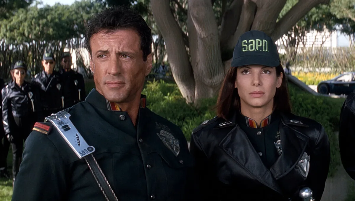 Sylvester Stallone and Sandra Bullock in Demolition Man