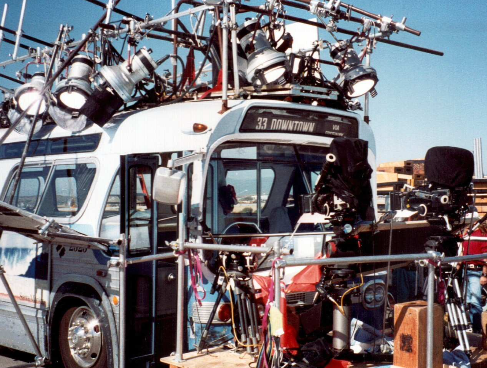Light rigs mounted to a bus on the set of SPEED